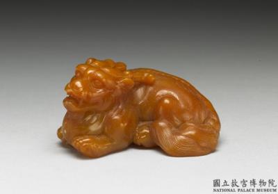 图片[2]-Orpiment paperweight in the form of an exotic beast, 18th century, Qing dynasty-China Archive